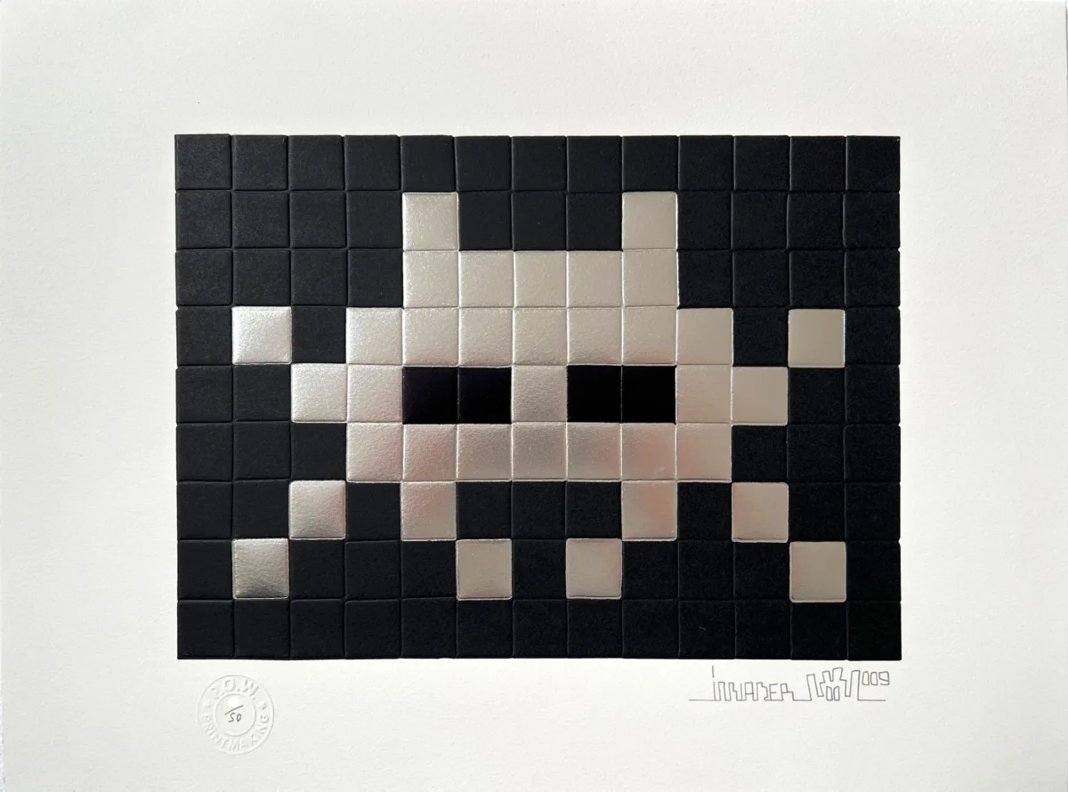 Invader - Alert | Hang-Up Gallery