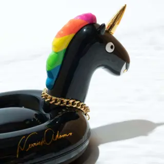 Good Luck Charm image 4
