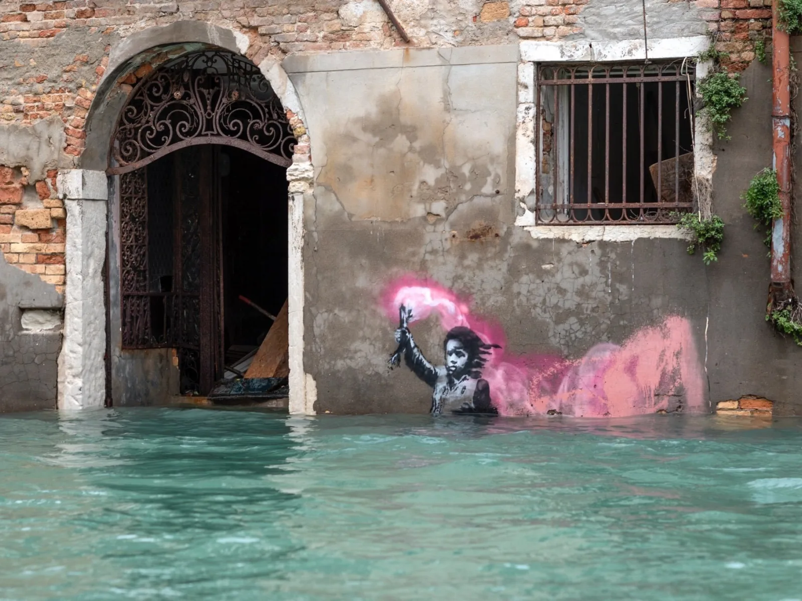The Return of 'Migrant Child' in Venice