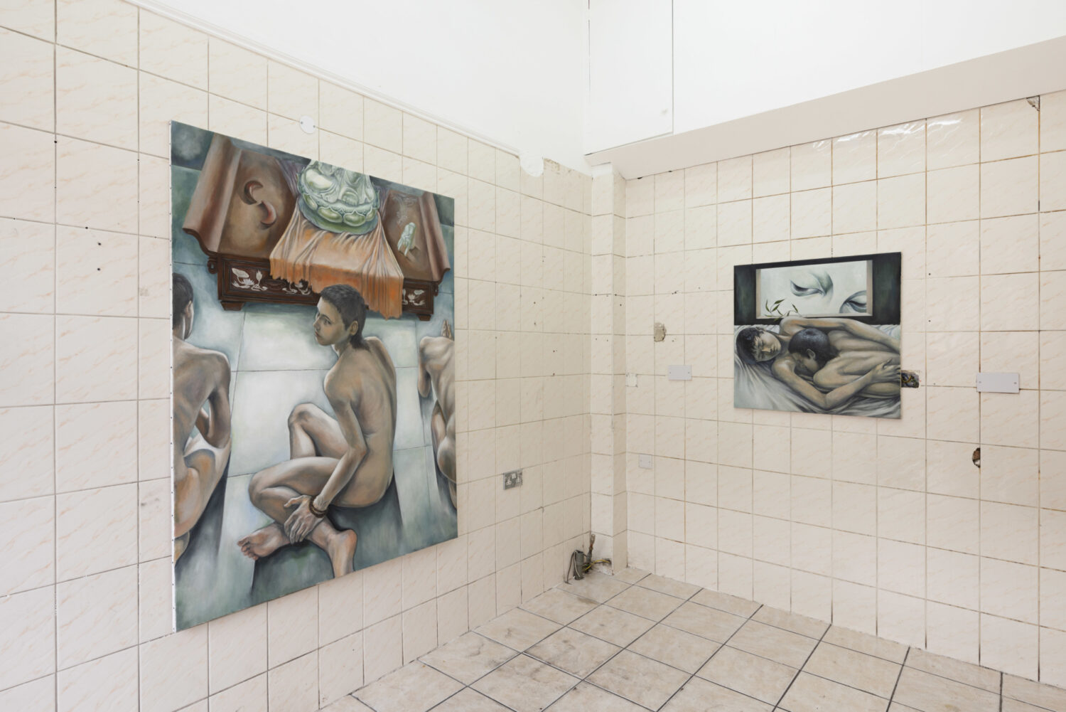 Installation view of Tommy Xie's 2022 exhibition 'hold me again, in the jadeite gaze' at Ginny on Frederick.