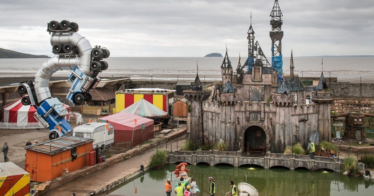 Dismaland | Banksy's Bemusement Park | Hang-Up Gallery