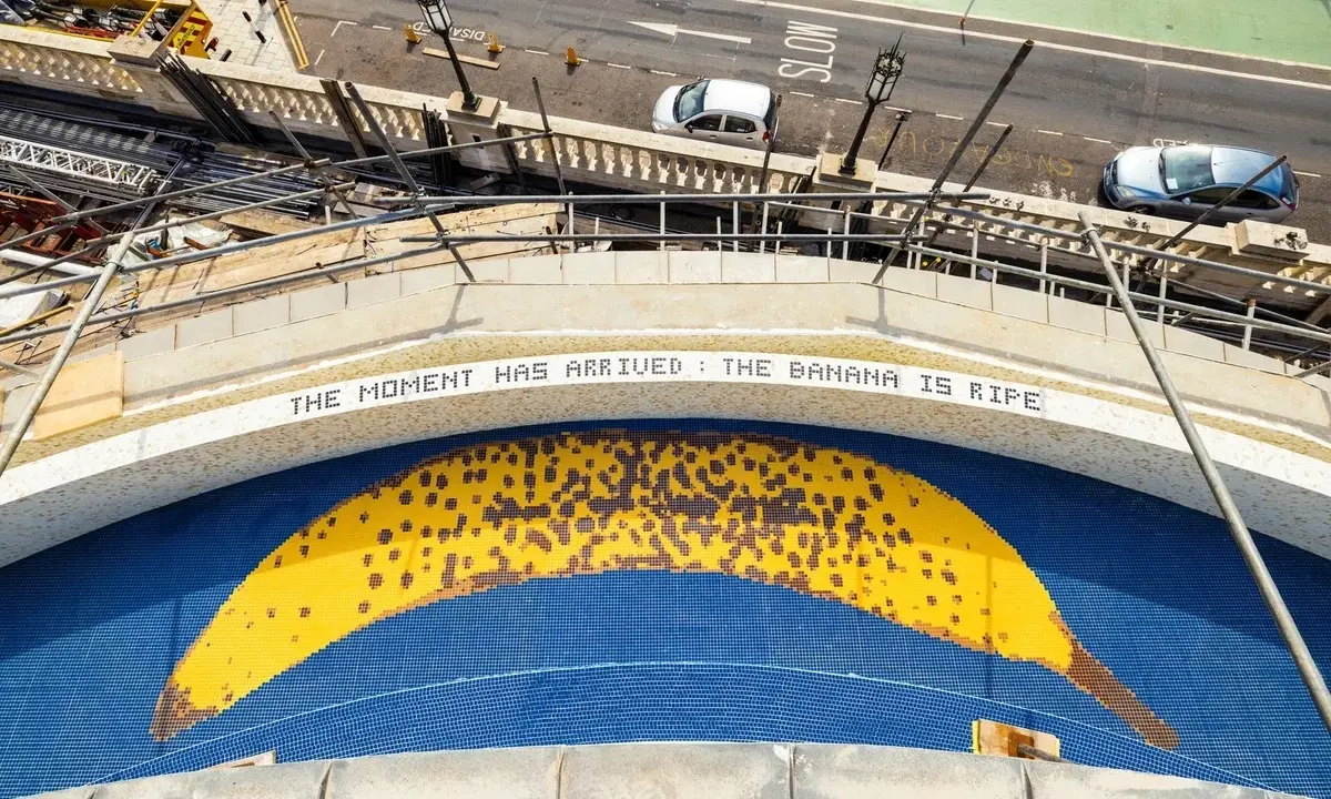 David Shrigley's banana pool at the Brighton Beach House.