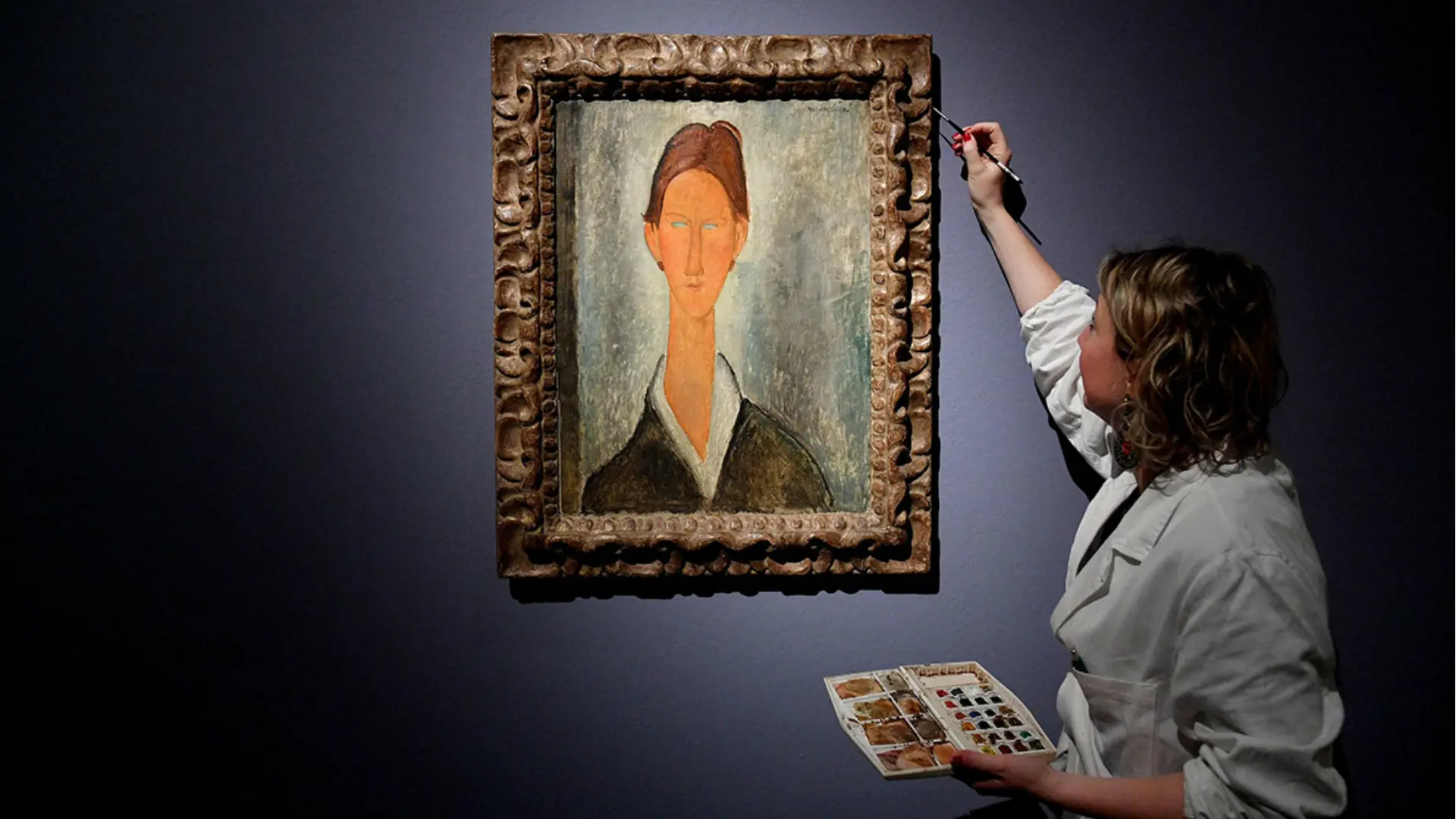 Amedeo Modigliani, Marie, Daughter of the People, 1918, at Palazzo Ducale. It was later declared a fake.