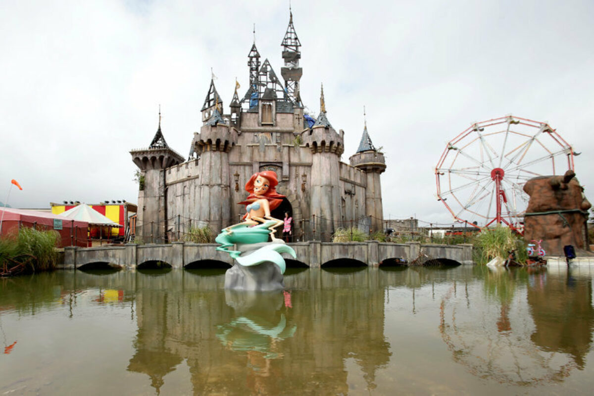 7 Things You Should Know About Banksy | The UK's Favourite Artist