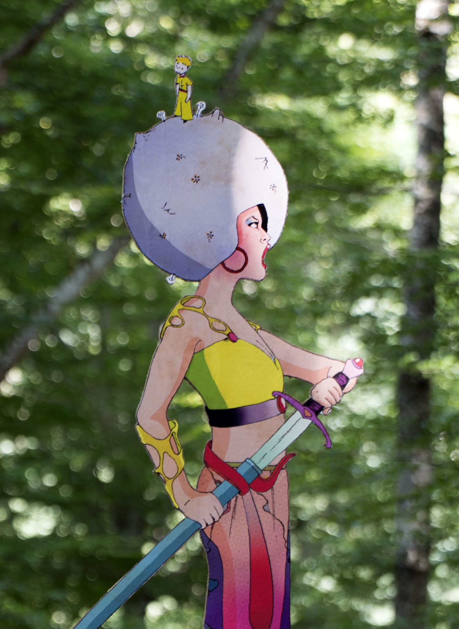 Close-Up of Delphine Lebourgeois' three dimensional Guardians.