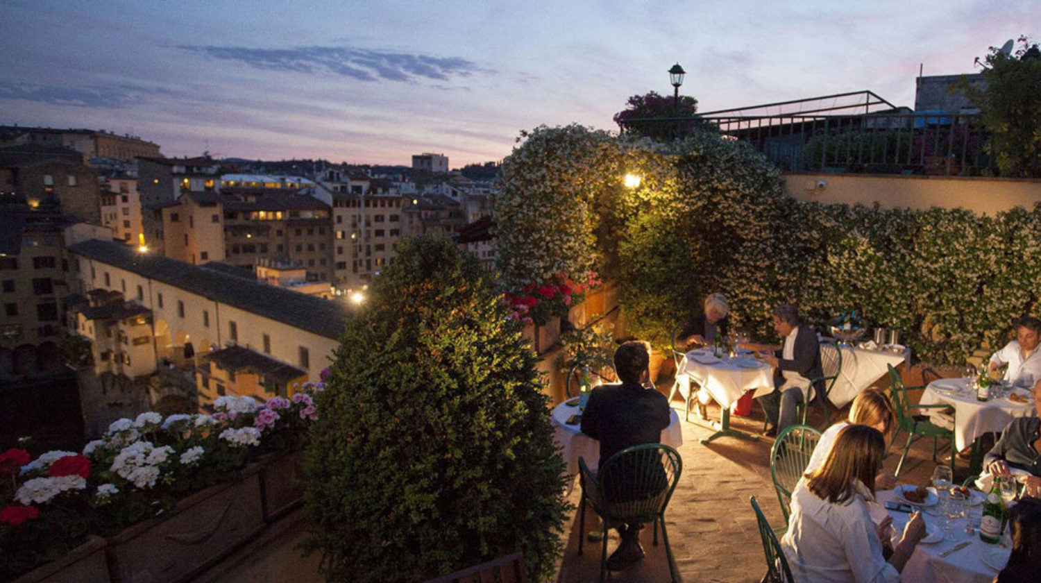 Osteria delle tre panche with a view over the Arno river.