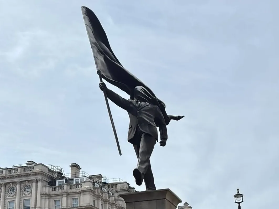 New Banksy: Blinded By The Flag