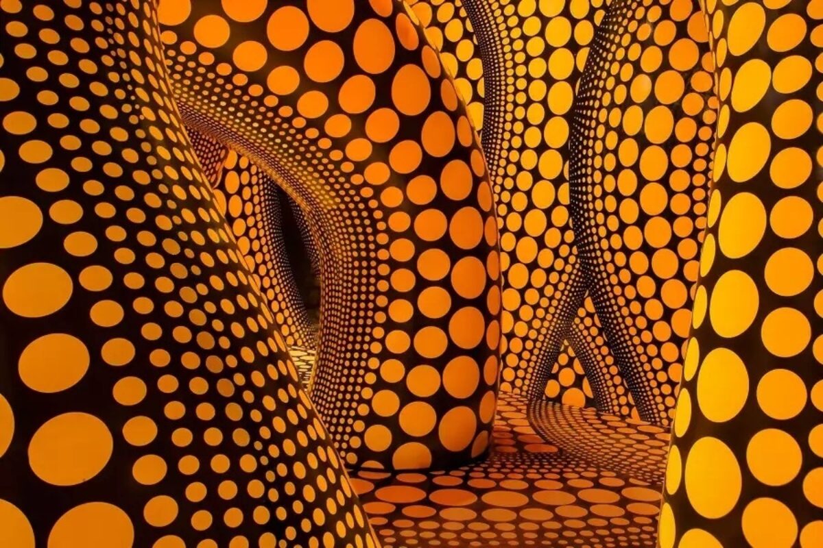 Kusama on Tour